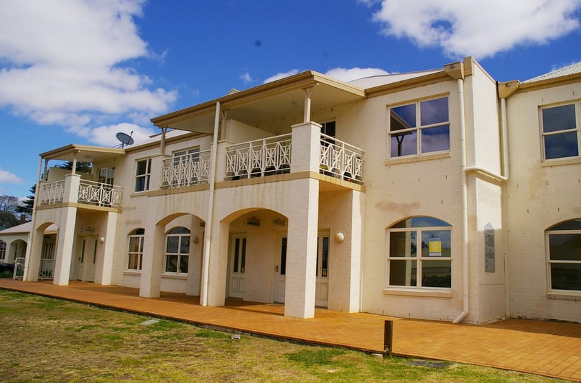 Click to view all images Suite 12/25 Isabel Street Toowoomba City QLD 4350 - Image 1