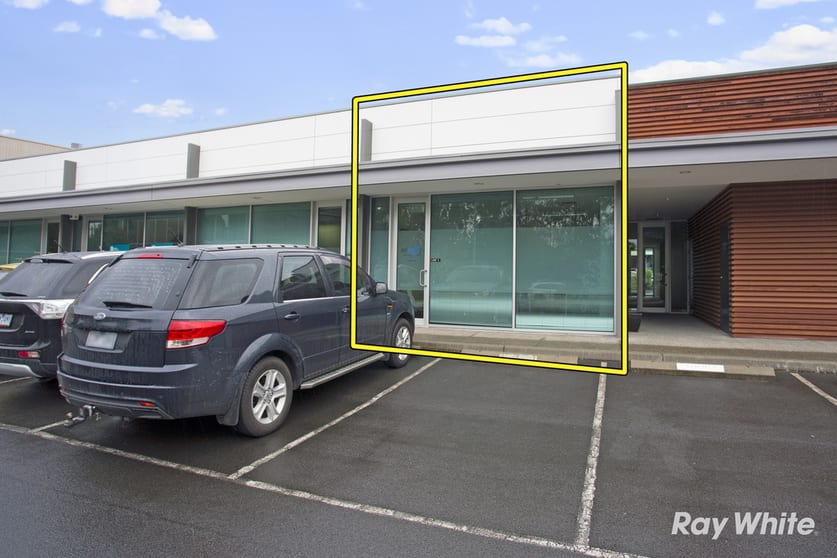 Click to view all images 5/17-19 Miles Street Mulgrave VIC 3170 - Image 1