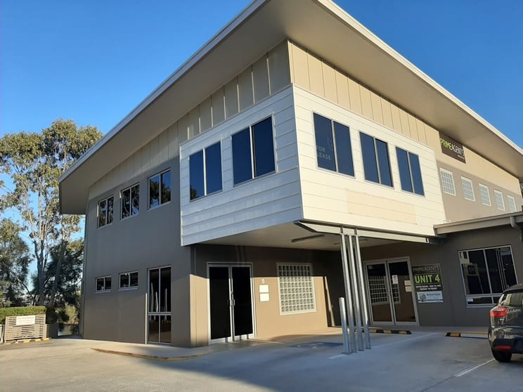 Click to view all images 5/6-8 Liuzzi Street Pialba QLD 4655 - Image 1