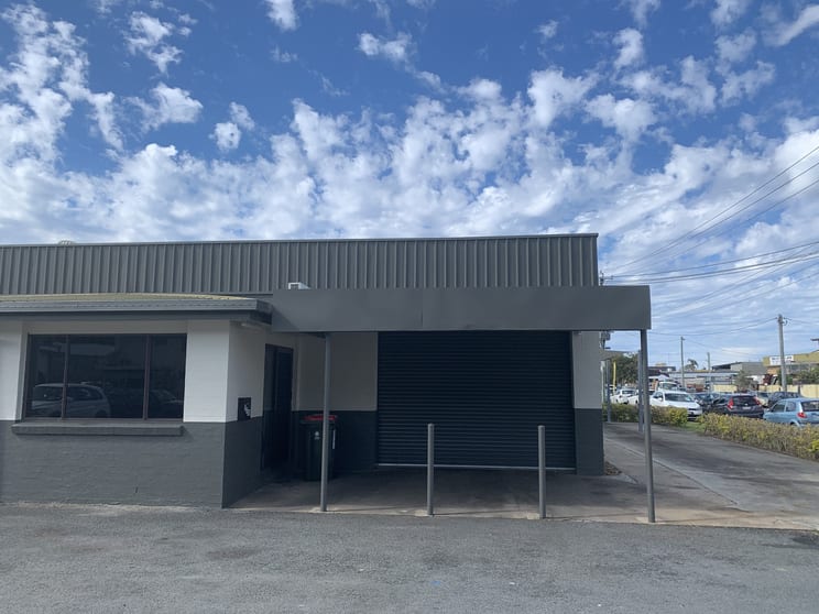 Click to view all images 1/11 Industry Drive Tweed Heads South NSW 2486 - Image 1