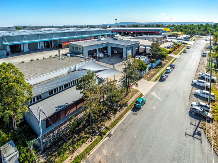 Click to view all images 45 Argyle Parade Darra QLD 4076 - Image 2