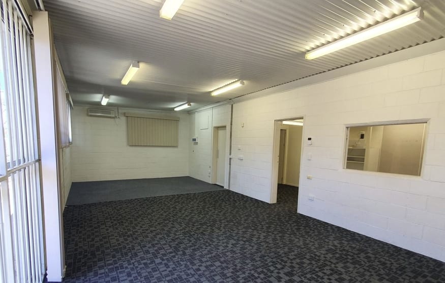 Click to view all images 1 - 3/106 Sugar Road Maroochydore QLD 4558 - Image 3