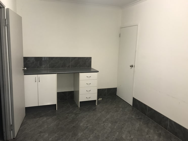 Click to view all images 4/10-12 Cerium Street Narangba QLD 4504 - Image 3