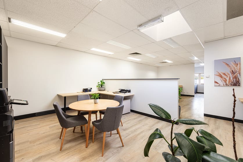 Click to view all images 946 High Street Street Armadale VIC 3143 - Image 3
