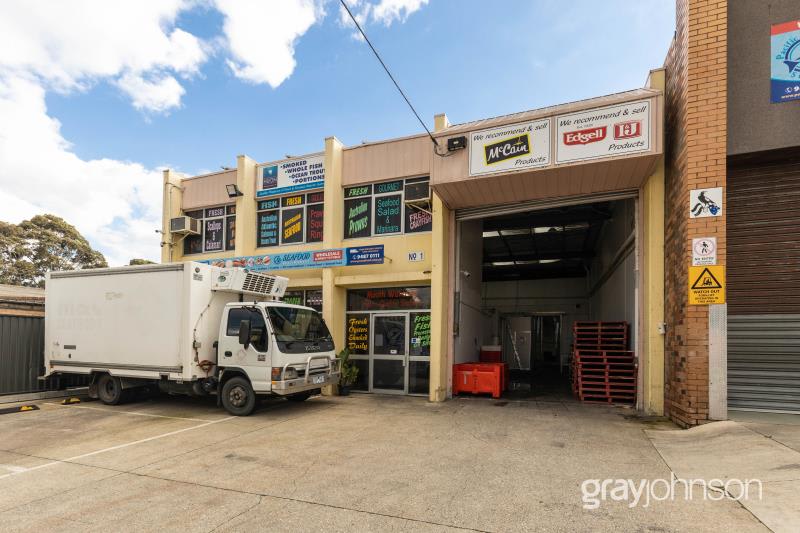 Click to view all images 1 Reserve Street Preston VIC 3072 - Image 1