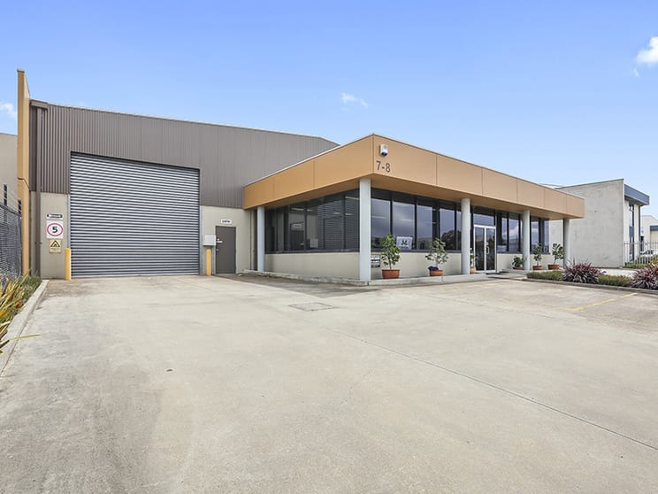 Click to view all images 7-8 Hume Reserve Court North Geelong VIC 3215 - Image 3