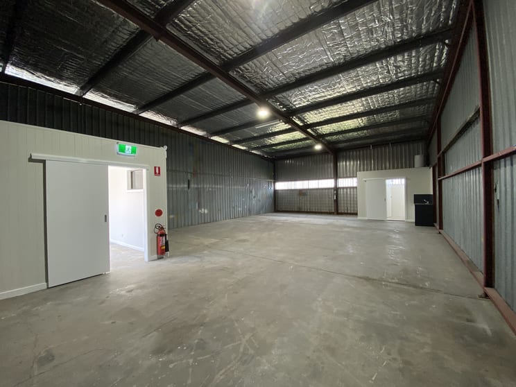 Click to view all images 2/20 Pendlebury Road Cardiff NSW 2285 - Image 2