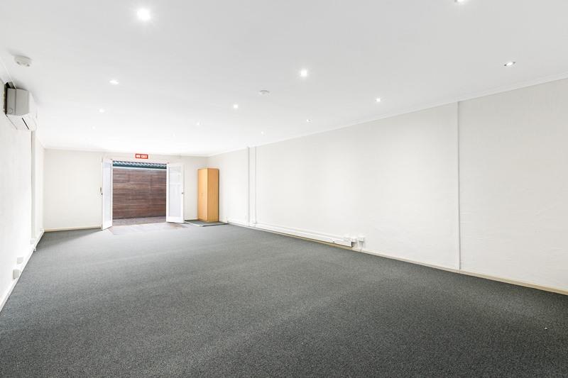 Click to view all images 36 Raymond Street Blackburn North VIC 3130 - Image 2