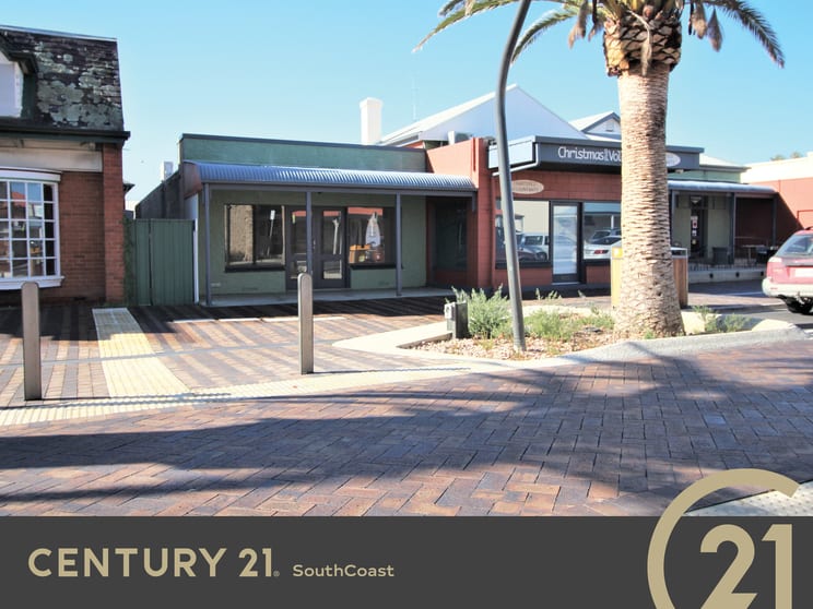 Click to view all images 70 Ocean Street, Unit 2 Victor Harbor SA 5211 - Image 1