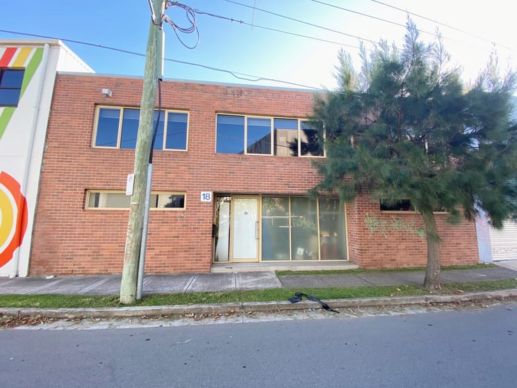Click to view all images 18-20 Beresford St Mascot NSW 2020 - Image 1