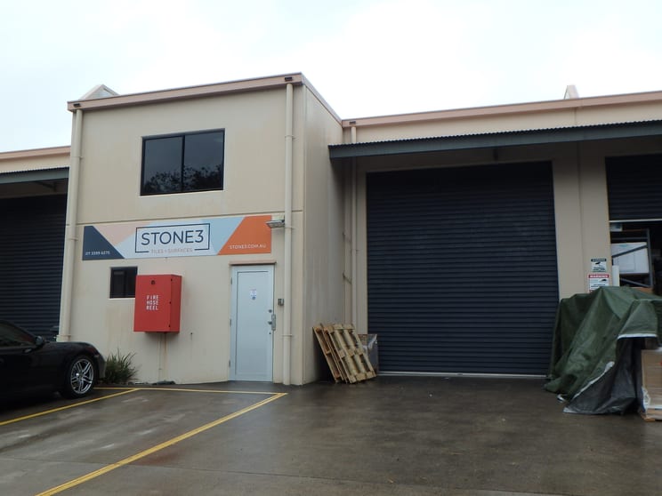 Click to view all images 3/229 Junction Road Morningside QLD 4170 - Image 2