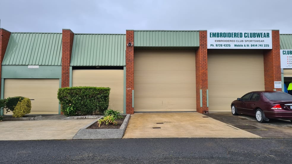 4/16 Macquarie Place Boronia VIC 3155 - Image 1