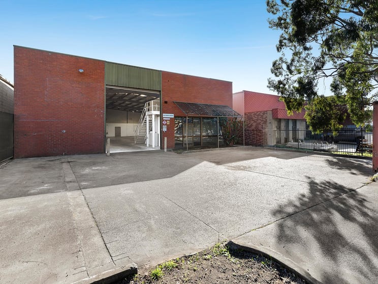 Click to view all images 36 Macbeth Street Braeside VIC 3195 - Image 1