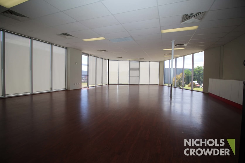 Click to view all images 103 Frankston Gardens Drive Carrum Downs VIC 3201 - Image 3