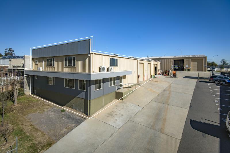 Click to view all images 3/13-15 Stephens Road Crestwood NSW 2620 - Image 3