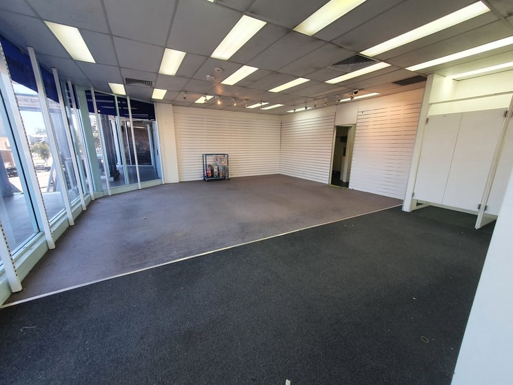 Click to view all images 25 Station Street Engadine NSW 2233 - Image 3