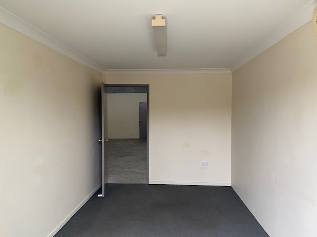 Click to view all images 3/7 India Street Capalaba QLD 4157 - Image 2