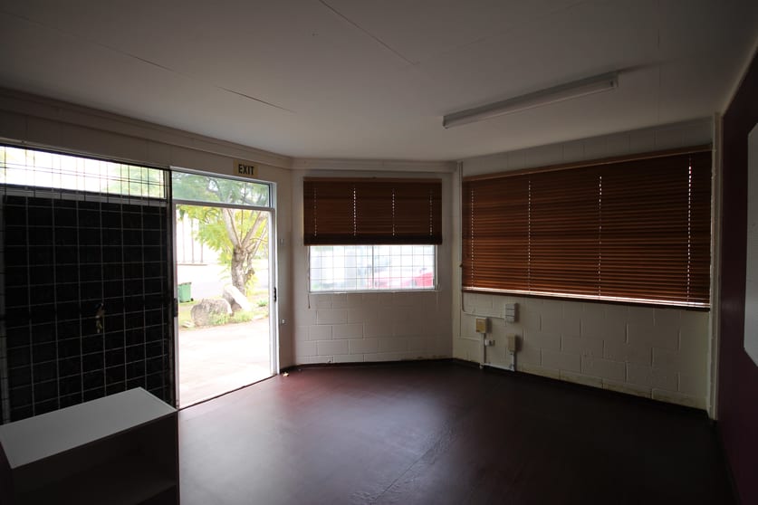 Click to view all images 1A/9-11 Trade Street Cleveland QLD 4163 - Image 3