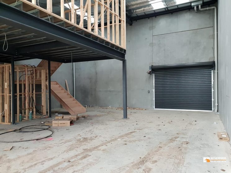 21/27 Graystone Court Epping VIC 3076 - Image 2