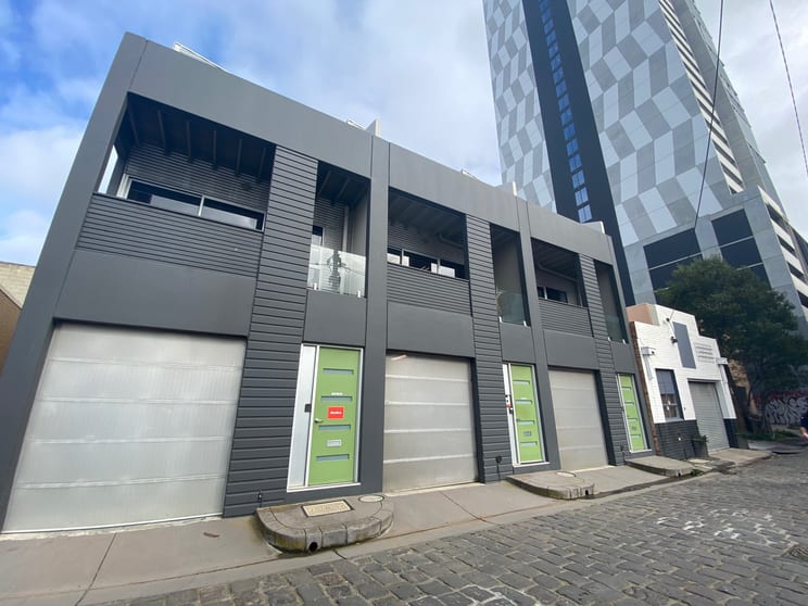 Click to view all images 1/12 Gladstone Place South Melbourne VIC 3205 - Image 1