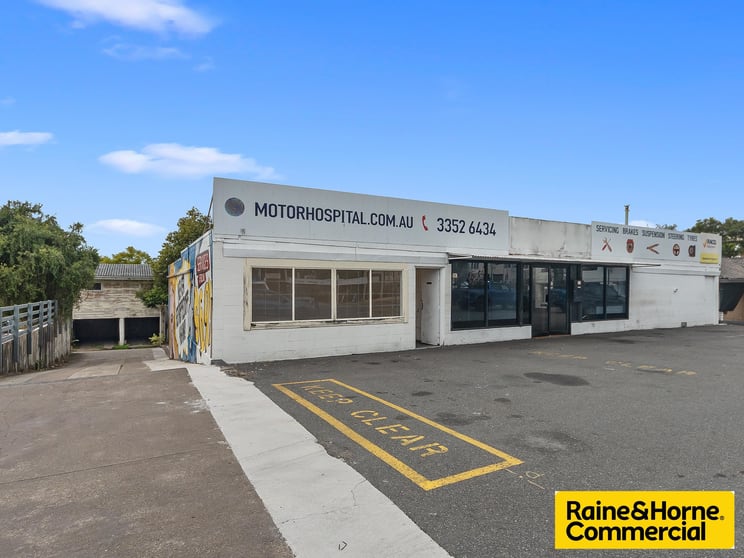 Click to view all images 73 Enoggera Road Newmarket QLD 4051 - Image 1