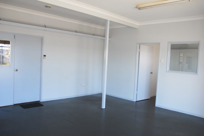Click to view all images 192 Beatty Road Archerfield QLD 4108 - Image 3