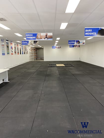 Click to view all images 4/182 Winton Road Joondalup WA 6027 - Image 2