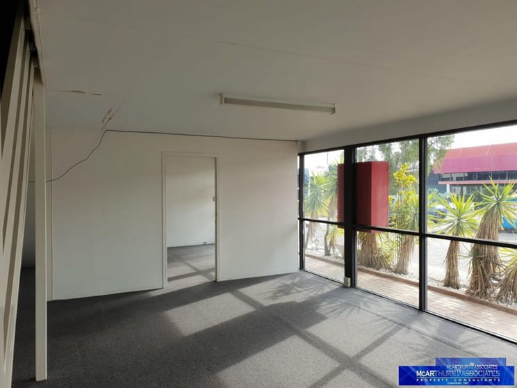 Click to view all images Sumner QLD 4074 - Image 3
