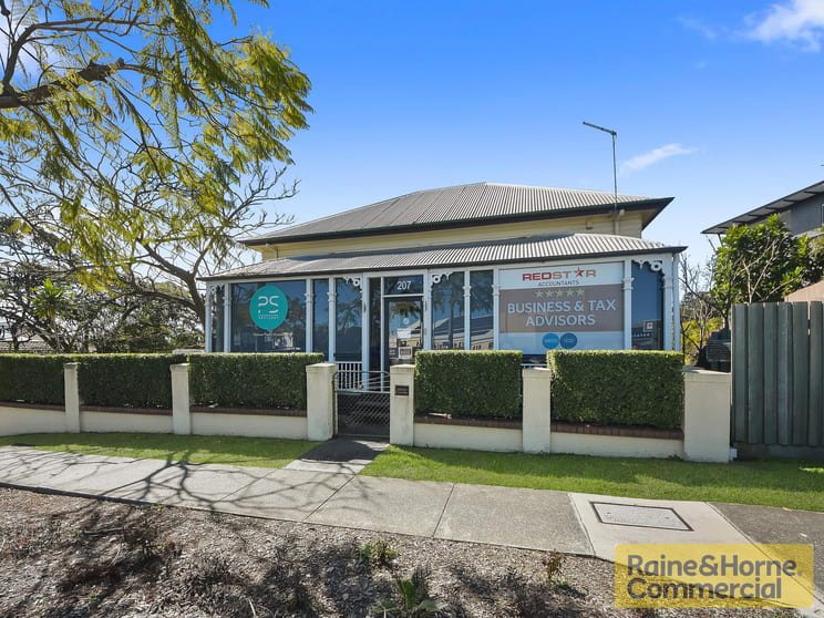 Click to view all images 207 Musgrave Road Red Hill QLD 4059 - Image 2