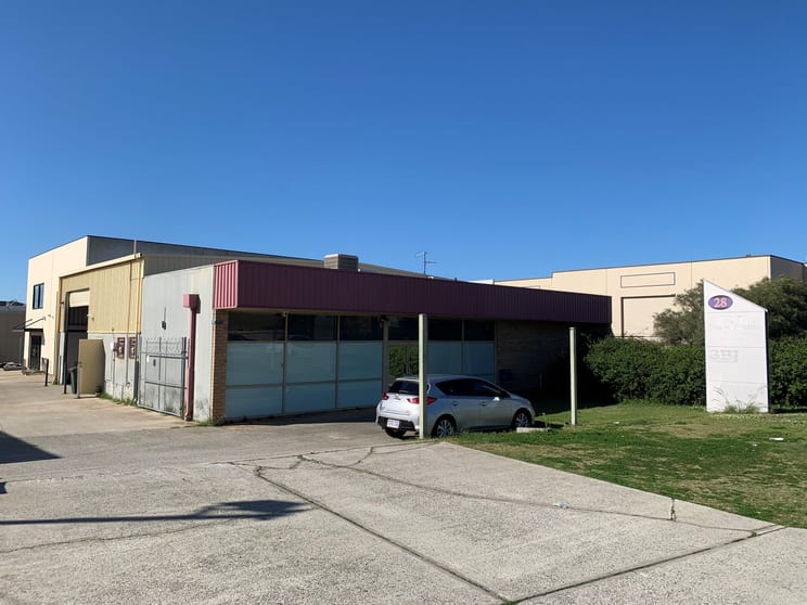 Click to view all images 28 Crocker Drive Malaga WA 6090 - Image 1