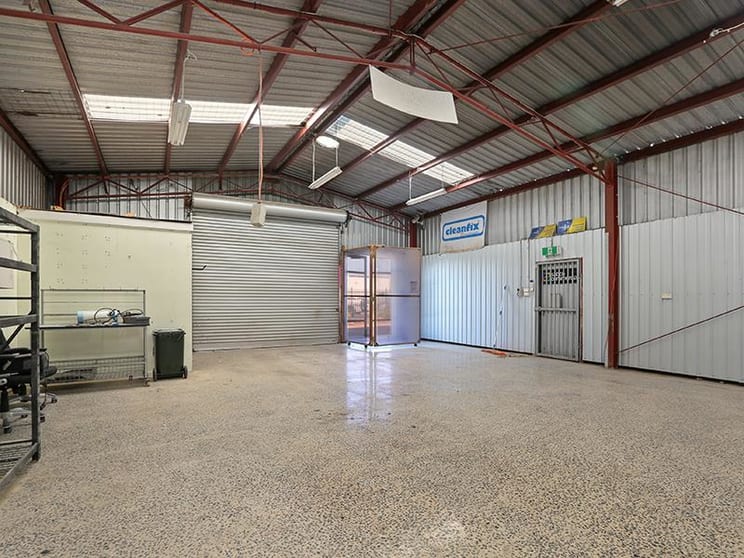 Click to view all images 16 Albert Street, Moolap/16 Albert Street Moolap VIC 3224 - Image 3