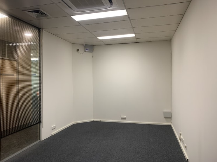 Click to view all images 27/328 Albany Highway Victoria Park WA 6100 - Image 3