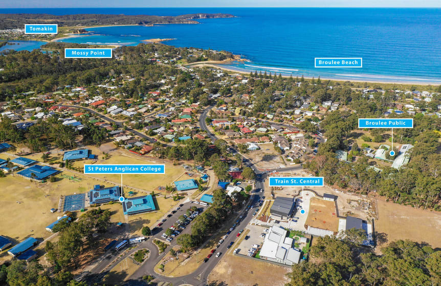 Click to view all images 17/40 Train Street Broulee NSW 2537 - Image 2