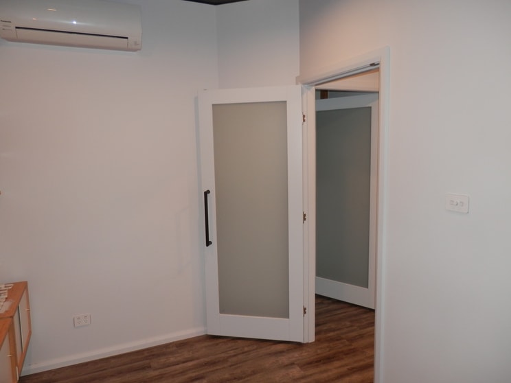 Click to view all images Shop 7/478 The Esplanade Warners Bay NSW 2282 - Image 2