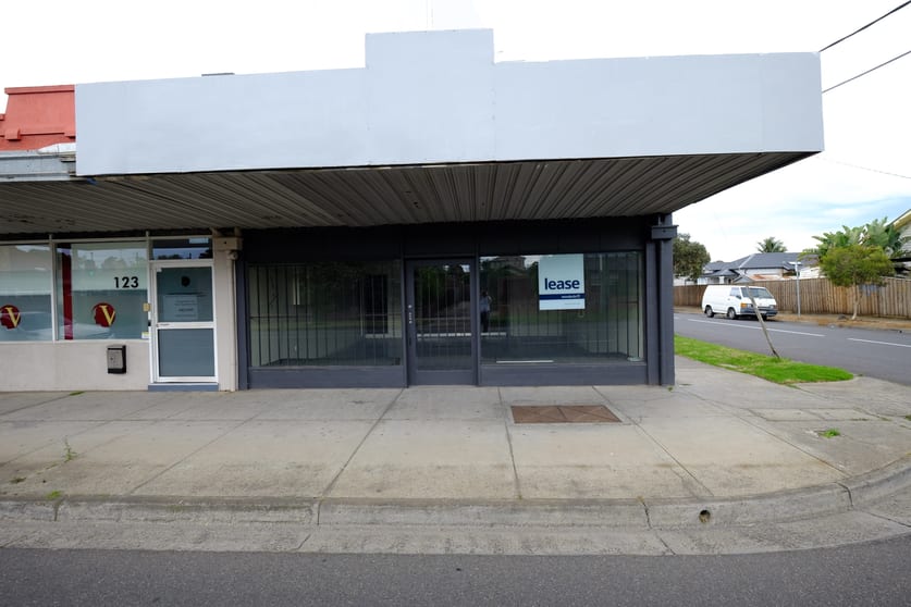 Click to view all images 125 Spring Street Reservoir VIC 3073 - Image 1