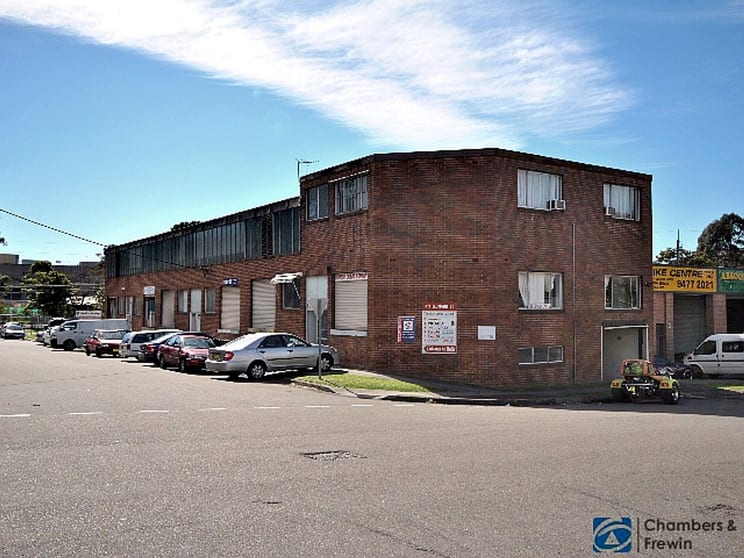 Click to view all images 2/1 Leonard Street Hornsby NSW 2077 - Image 1
