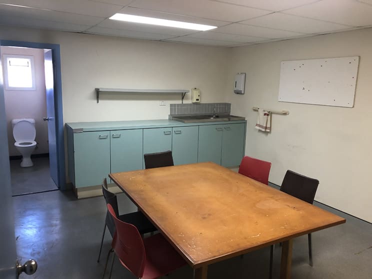 Click to view all images Unit 2/26 Lawson Crescent Coffs Harbour NSW 2450 - Image 2