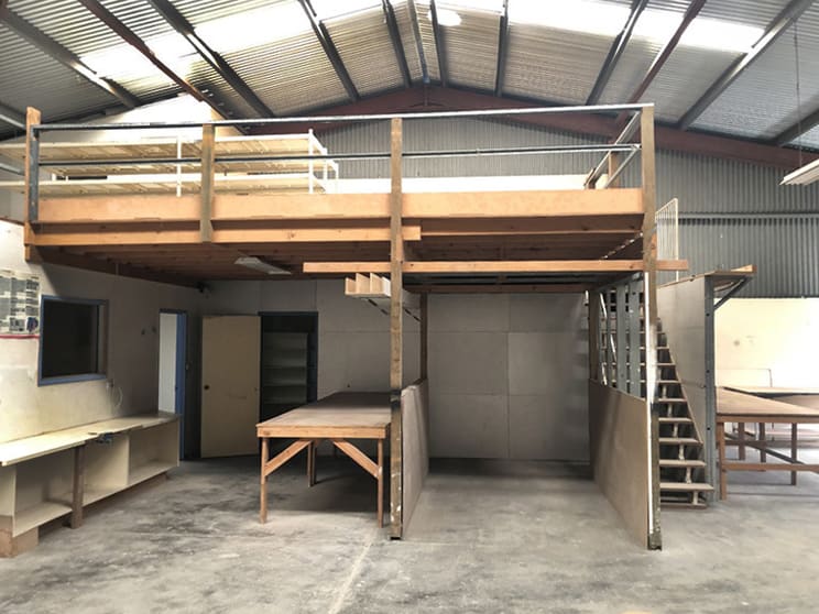 Click to view all images Unit 2/26 Lawson Crescent Coffs Harbour NSW 2450 - Image 3