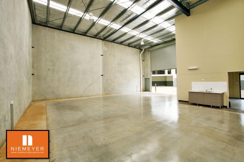 Click to view all images Unit 6/17A Birmingham Avenue Villawood NSW 2163 - Image 3