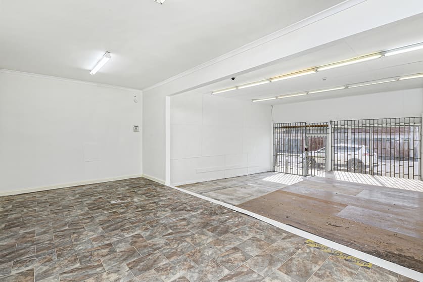 Click to view all images 138 Myers Street Geelong VIC 3220 - Image 3
