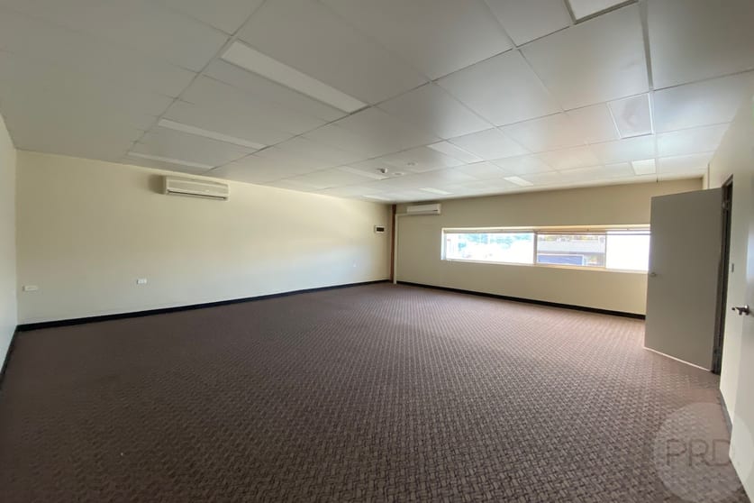 Click to view all images 5 Kurrajong Road North St Marys NSW 2760 - Image 3