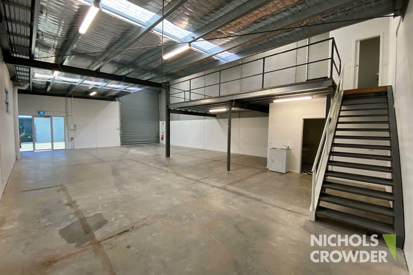 Click to view all images 1/4 Trewhitt Court Dromana VIC 3936 - Image 2