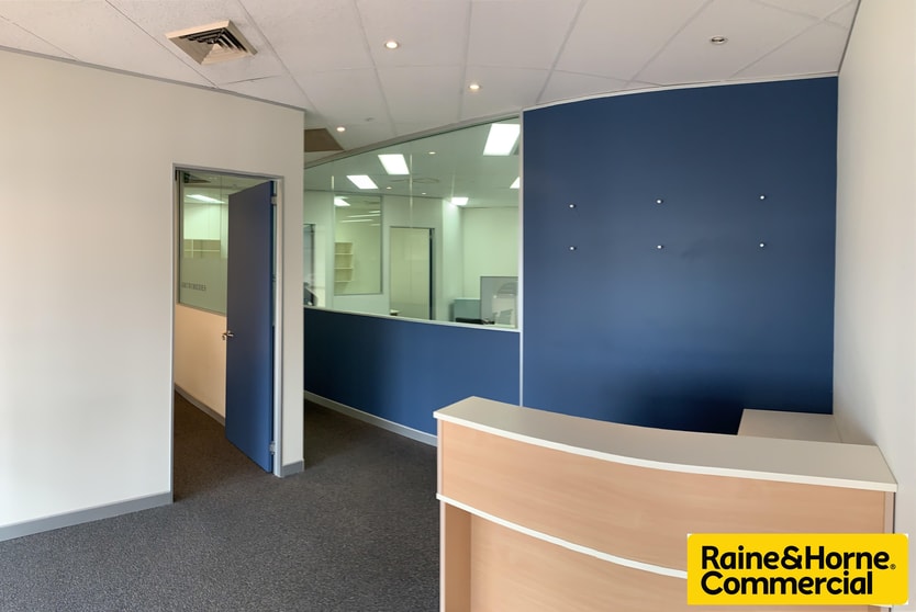 Click to view all images 3/1315 Gympie Road Aspley QLD 4034 - Image 1