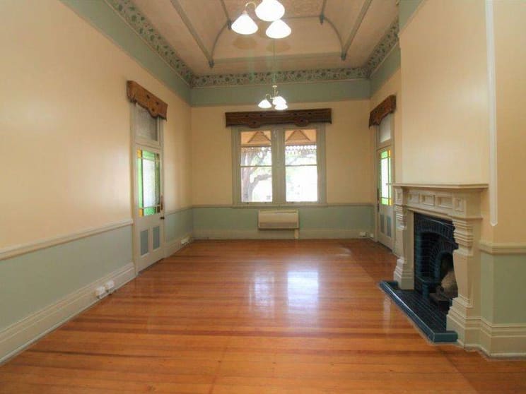 Click to view all images 8/1 Clifford Street Toowoomba City QLD 4350 - Image 2