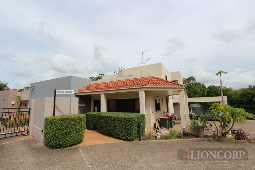 Click to view all images Robertson QLD 4109 - Image 2