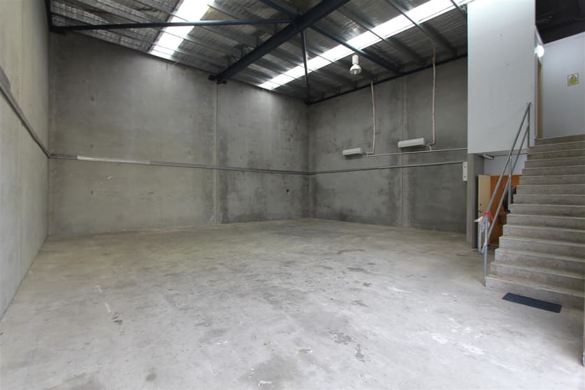 Click to view all images Unit 18/109a Bonds Road Punchbowl NSW 2196 - Image 2