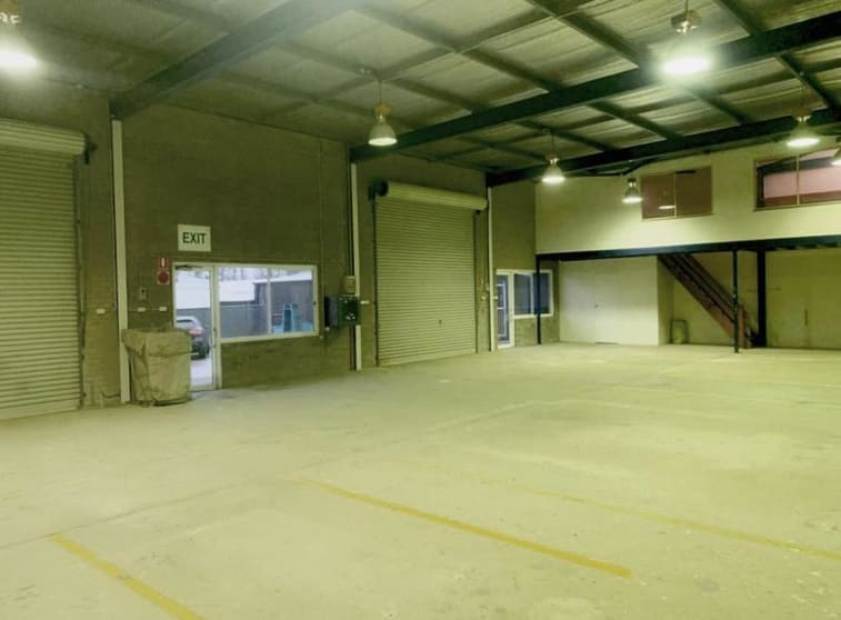 Click to view all images Ground Unit 2/80 Barrier Street Fyshwick ACT 2609 - Image 2