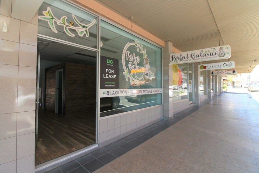 Click to view all images 2/6 Duggan Street Toowoomba QLD 4350 - Image 2