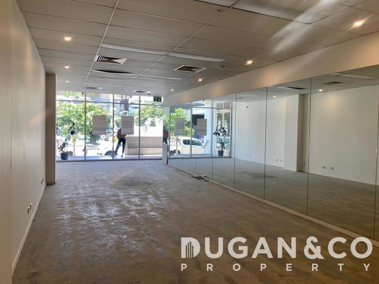 Click to view all images Newstead QLD 4006 - Image 2