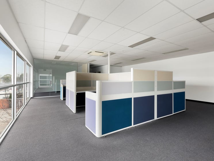 Click to view all images 1a/640-680 Geelong Road Brooklyn VIC 3012 - Image 3